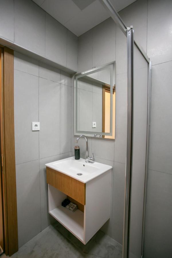 Blau Gruen Istanbul Otel ภายนอก รูปภาพ
